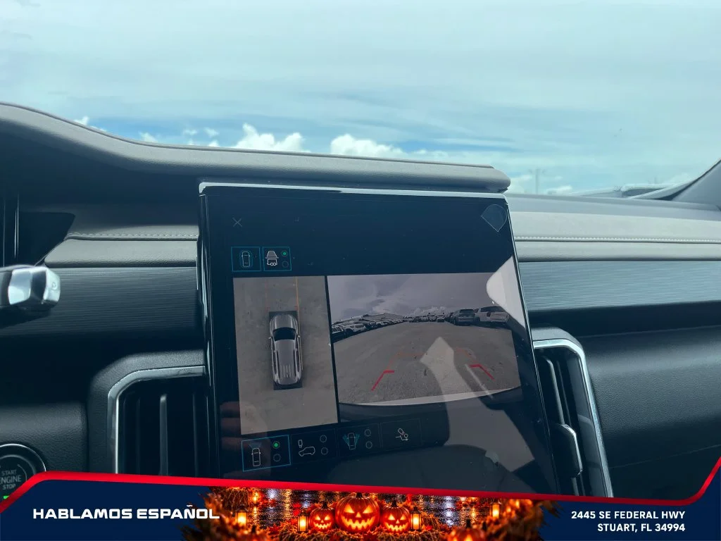 New 2026 Summit White GMC Elevation image 33
