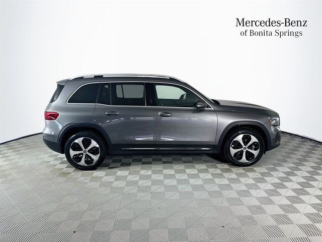 Used 2026 Gray Mercedes-Benz GLB 250 image 8