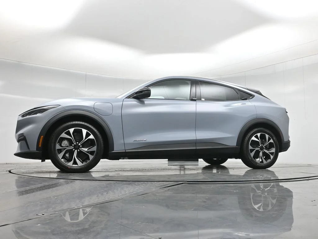 New 2026 Gray Ford Select image 47