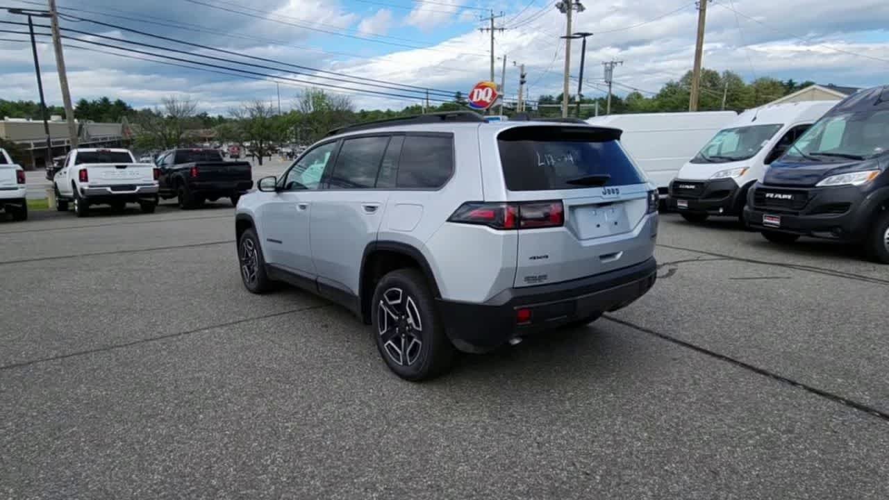 New 2026 Silver Zynith Clear-Coat Exterior Paint Jeep Limited image 6