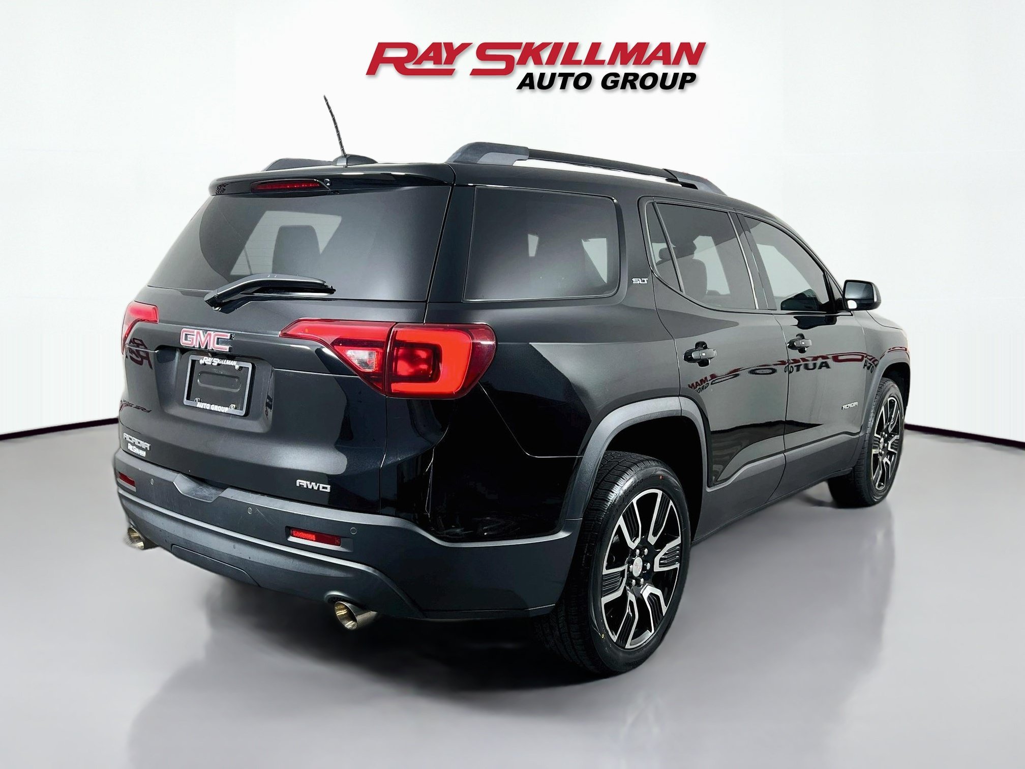 Used 2019 Ebony Twilight Metallic GMC SLT image 7