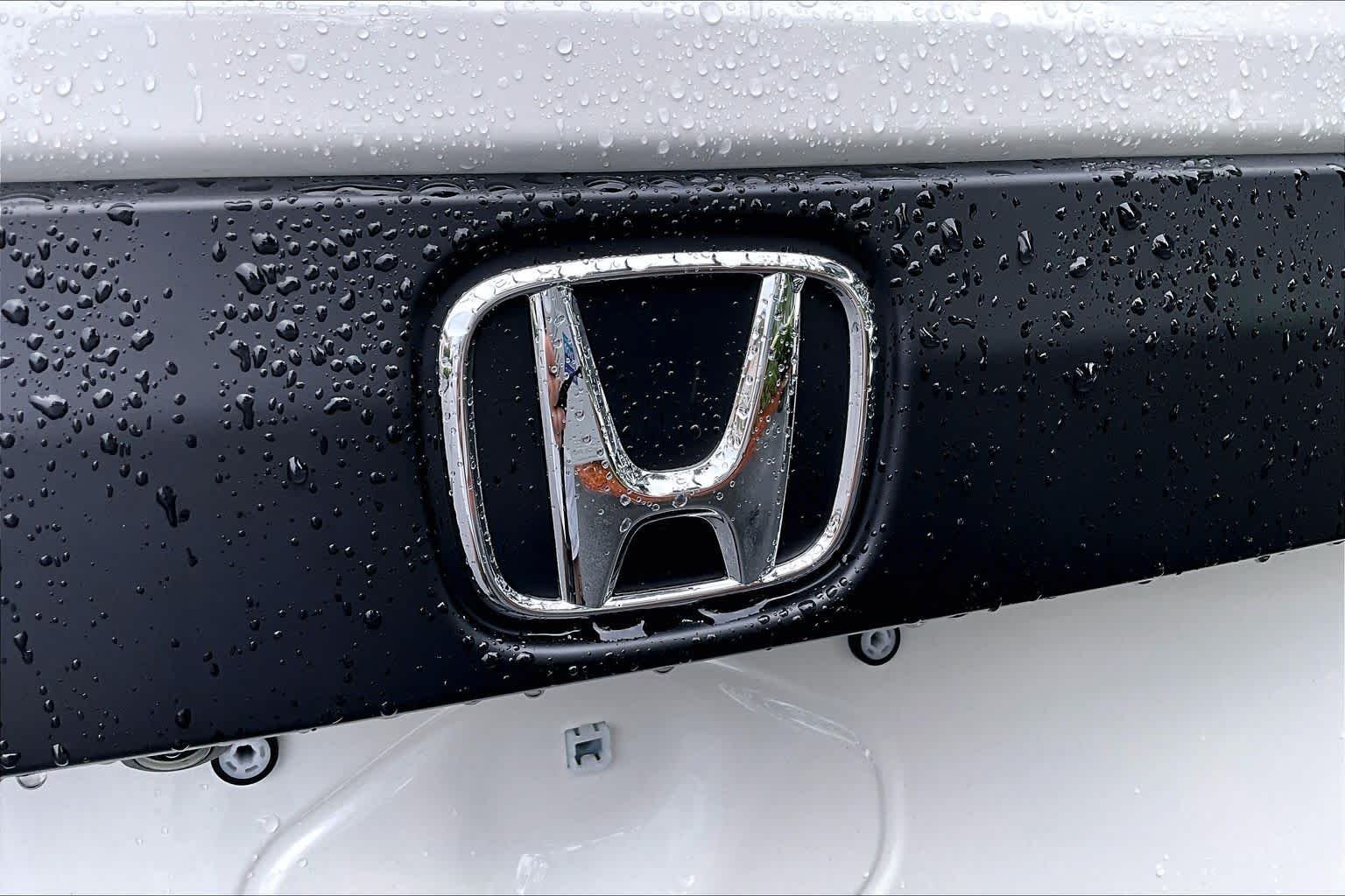 New 2026 Platinum White Pearl Honda RTL image 8