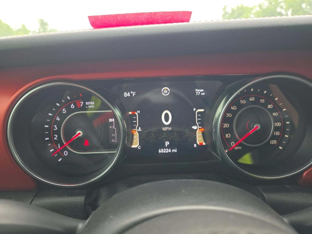 Used 2019 Sting-Grey Jeep Rubicon image 9