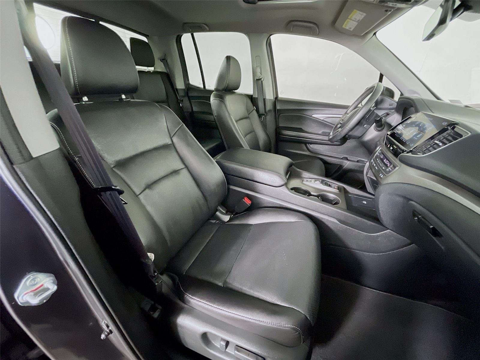 Certified Used 2025 Modern Steel Metallic Honda RTL image 31