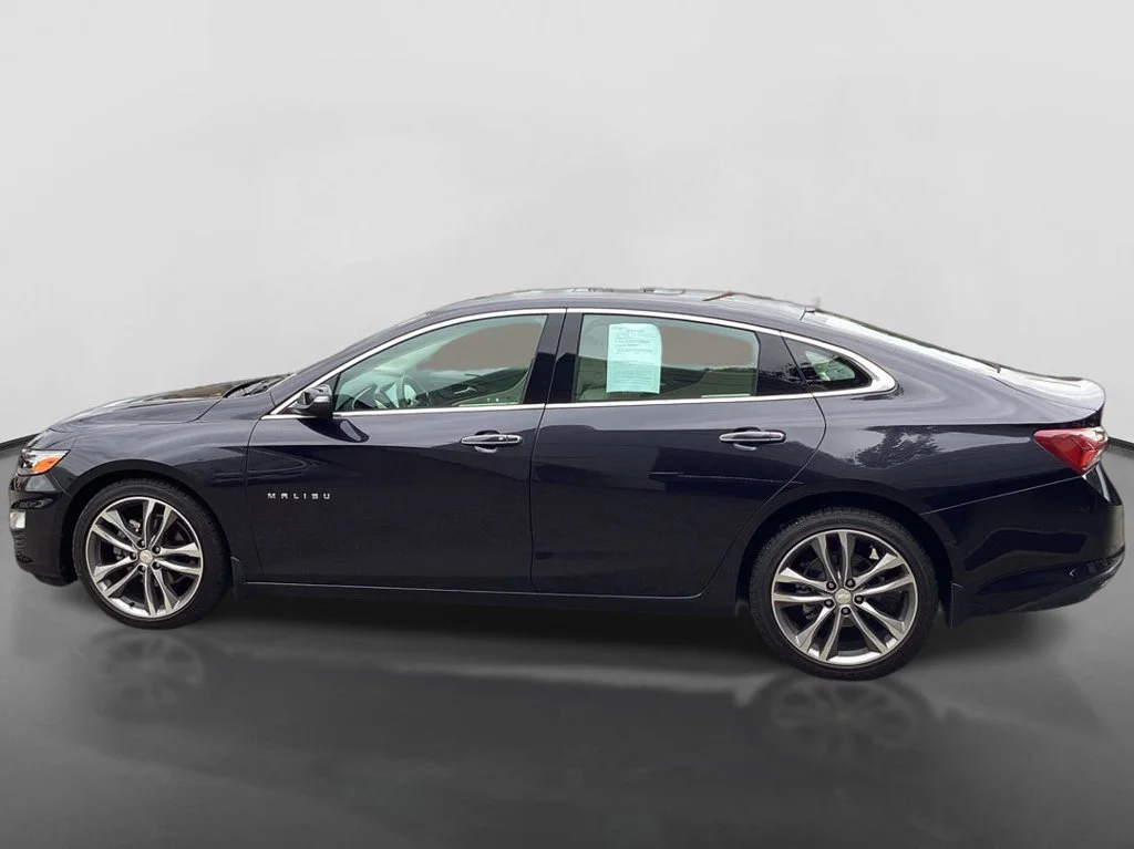 Used 2022 DARK ASH METALLIC Chevrolet Premier image 8