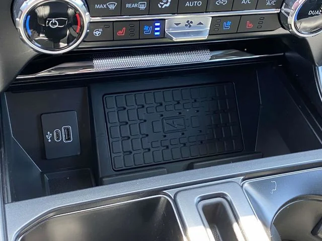 2025 Ford F-150 Lariat - Photo 10