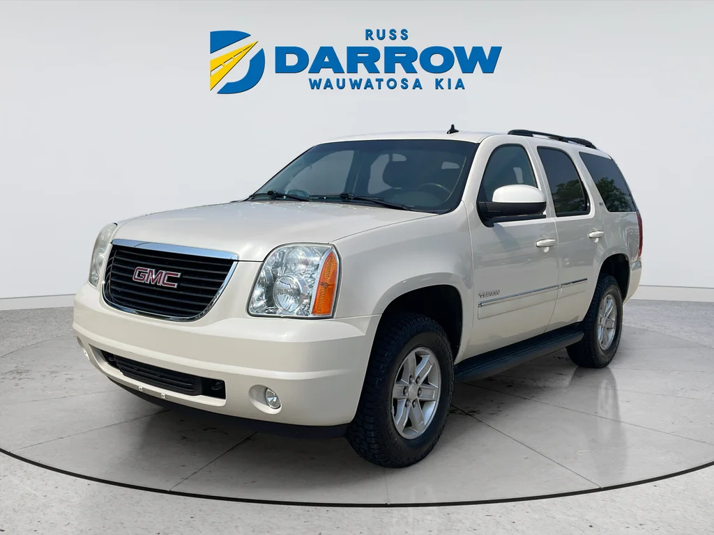 Used 2011 White GMC SLT image 1