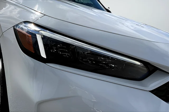 New 2026 Platinum White Pearl Honda 2WD Sport Touring Hybrid image 26