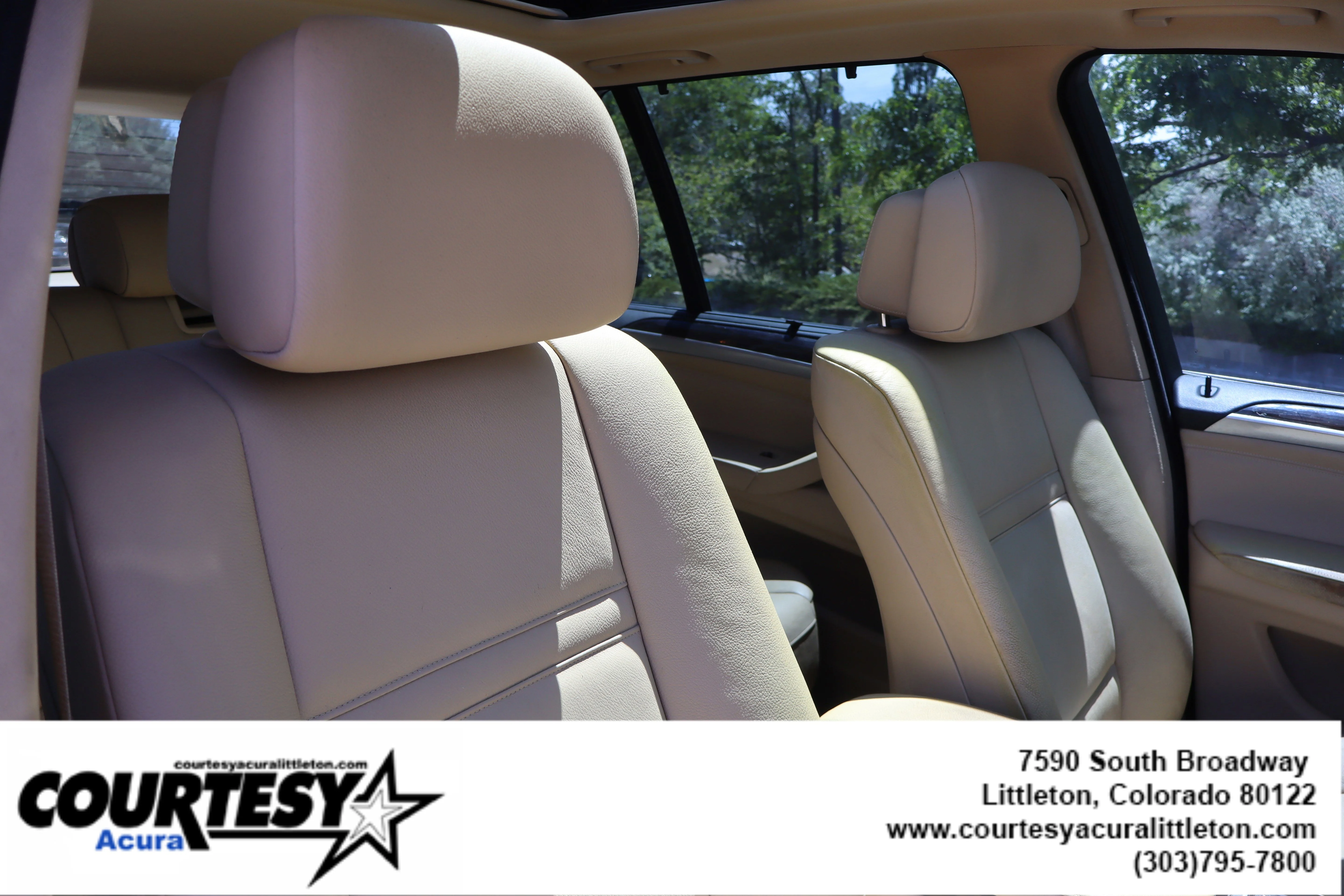 Used 2008 Black BMW 3.0si image 30