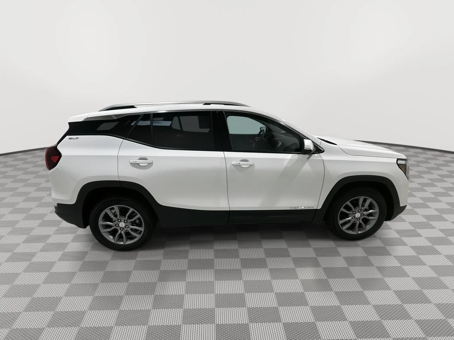 Used 2023 SUMMIT WHITE GMC SLT image 6