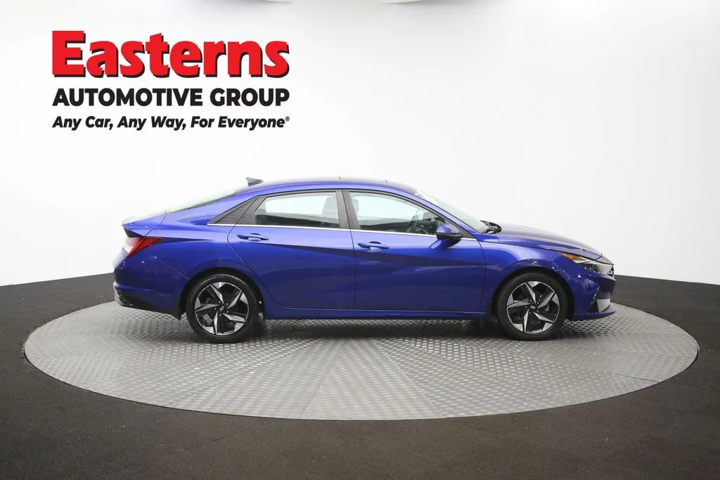 Used 2022 Blue Hyundai SEL image 46