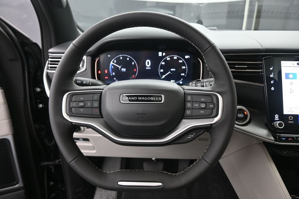 New 2026 High Gloss Black Exterior Paint Jeep Limited Reserve image 7