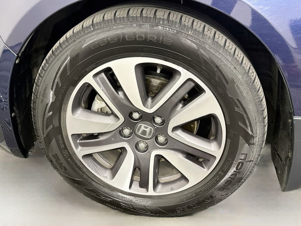 Used 2014 Obsidian Blue Pearl Honda Touring image 35