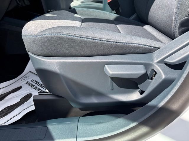 New 2026 Oxford White Ford XLT image 13