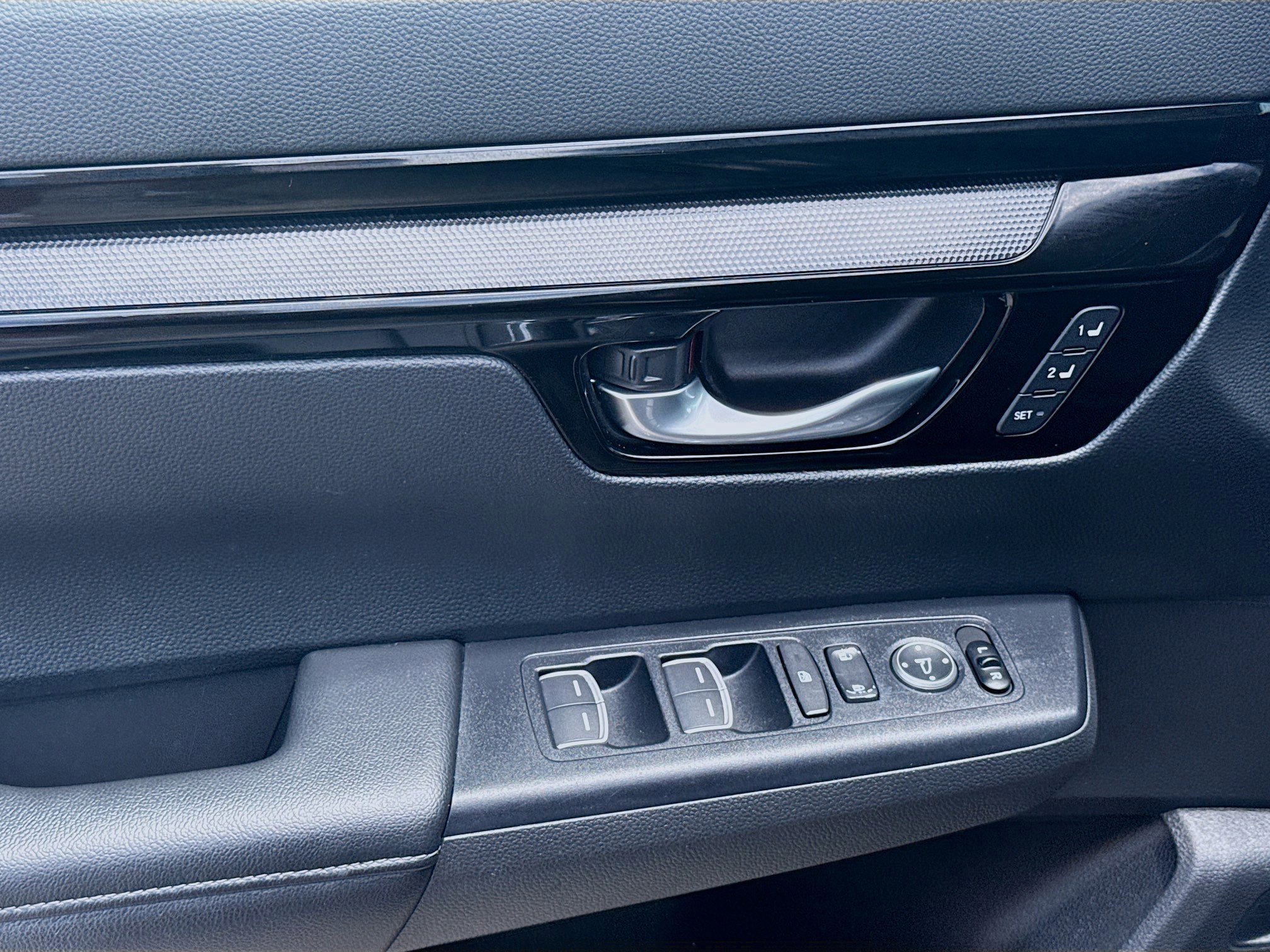 2024 Honda CR-V EX-L - Photo 16