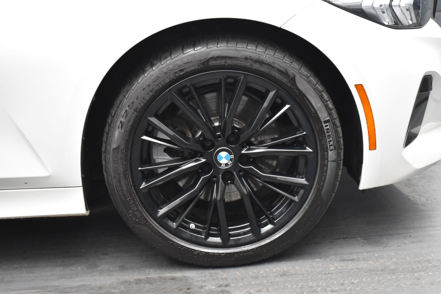 Used 2024 Alpine White BMW 330i xDrive image 5