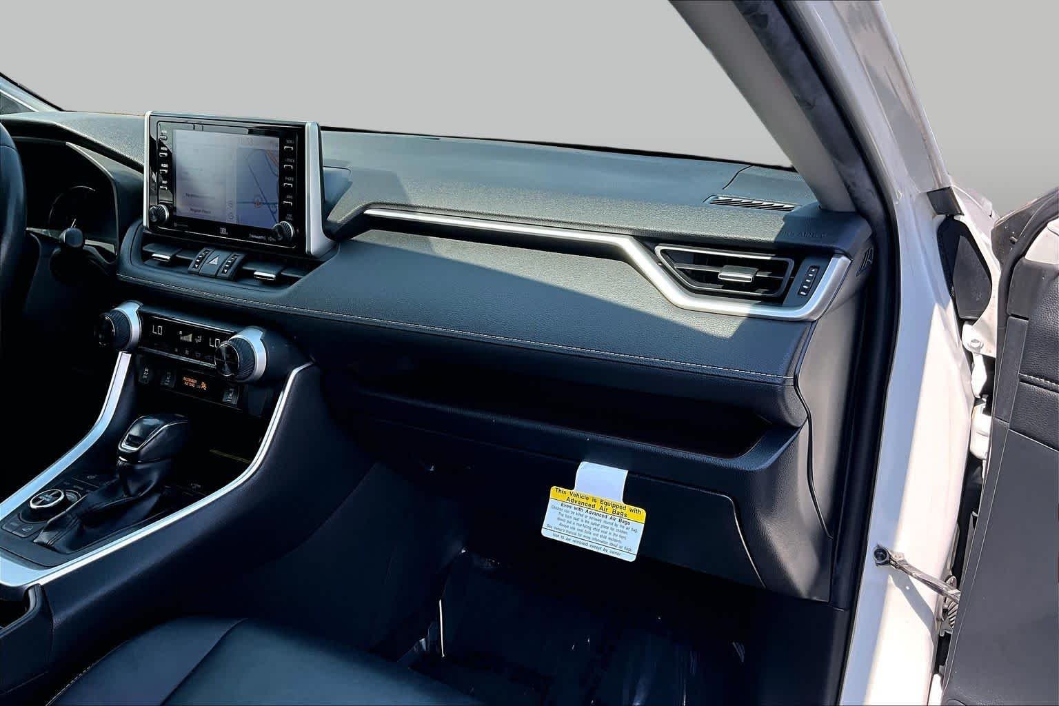 Used 2019 Blizzard Pearl Toyota Limited image 19