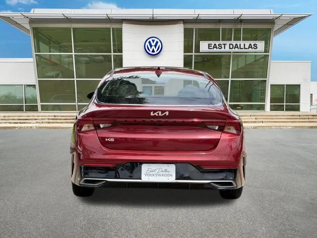 Used 2023 Red Kia LXS image 4