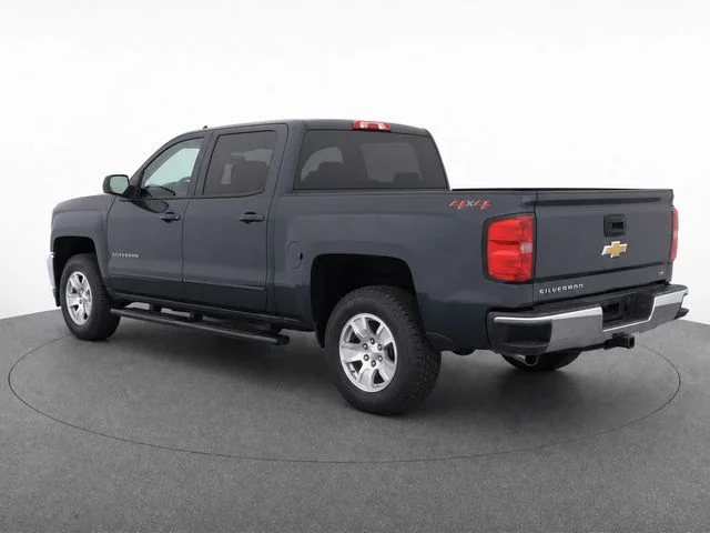 Used 2019 Gray Chevrolet LT image 7