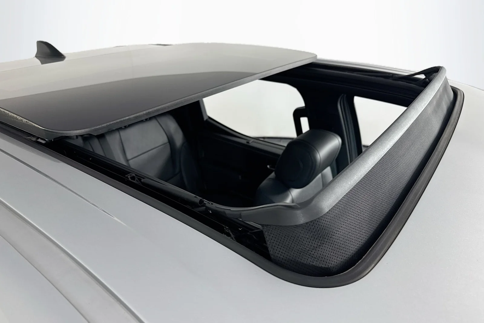 Used 2025 CELESTIAL SILVER Toyota Platinum image 22