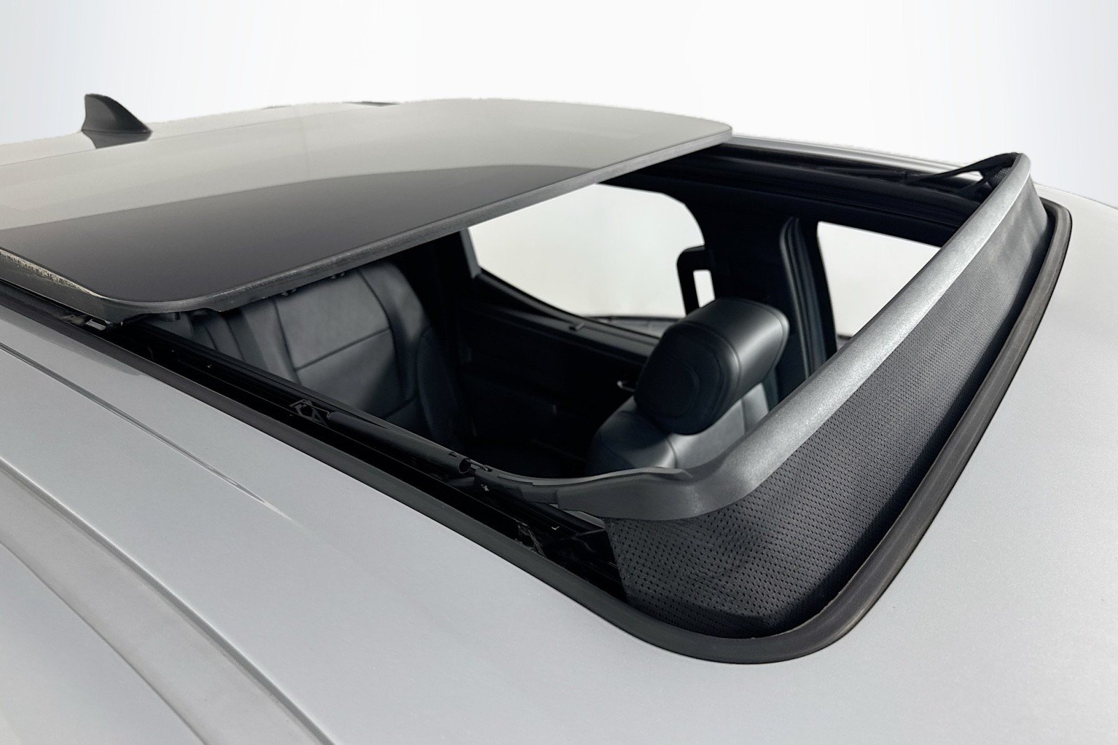 Used 2025 CELESTIAL SILVER Toyota Platinum image 22