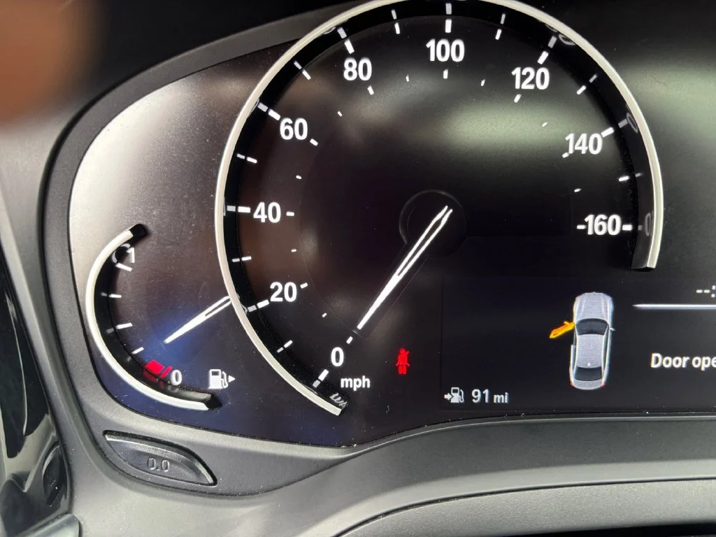 Used 2019 White BMW 330i xDrive image 20