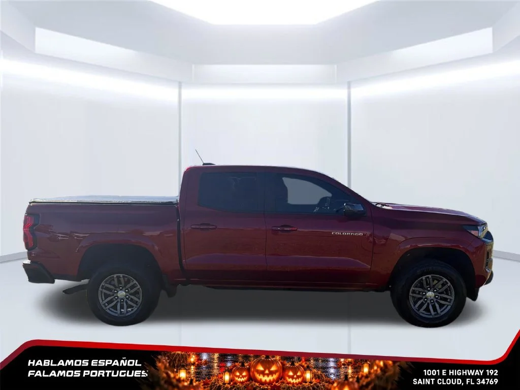 Used 2023 RADIANT RED TINTCOAT Chevrolet 2WD LT image 6