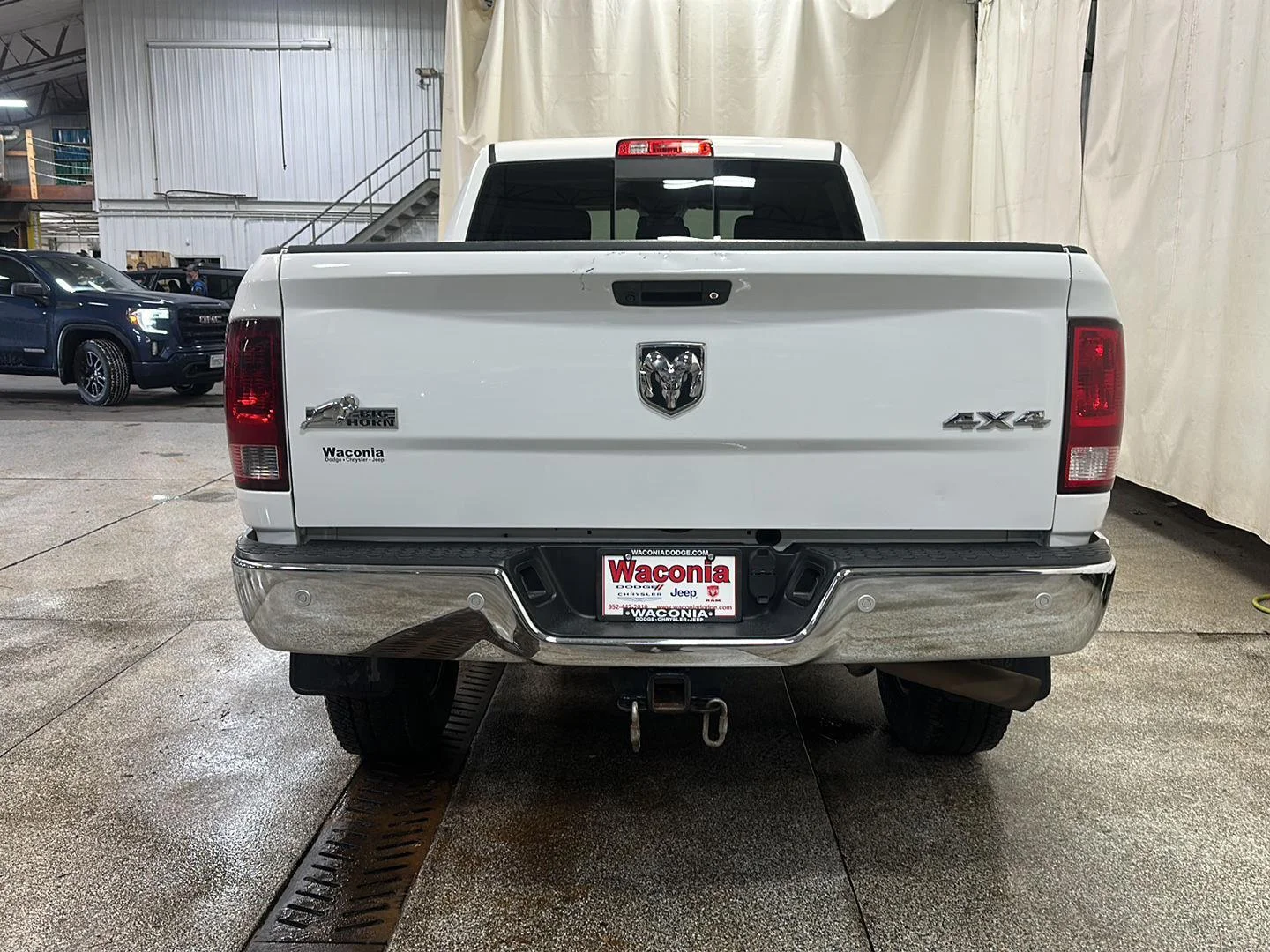 Used 2018 Bright White Clearcoat Ram Big Horn image 4