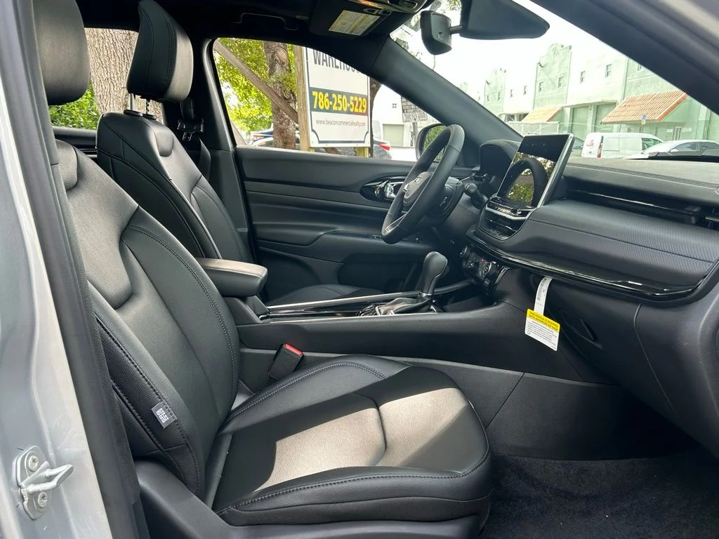 2025 Jeep Compass Limited - Photo 31