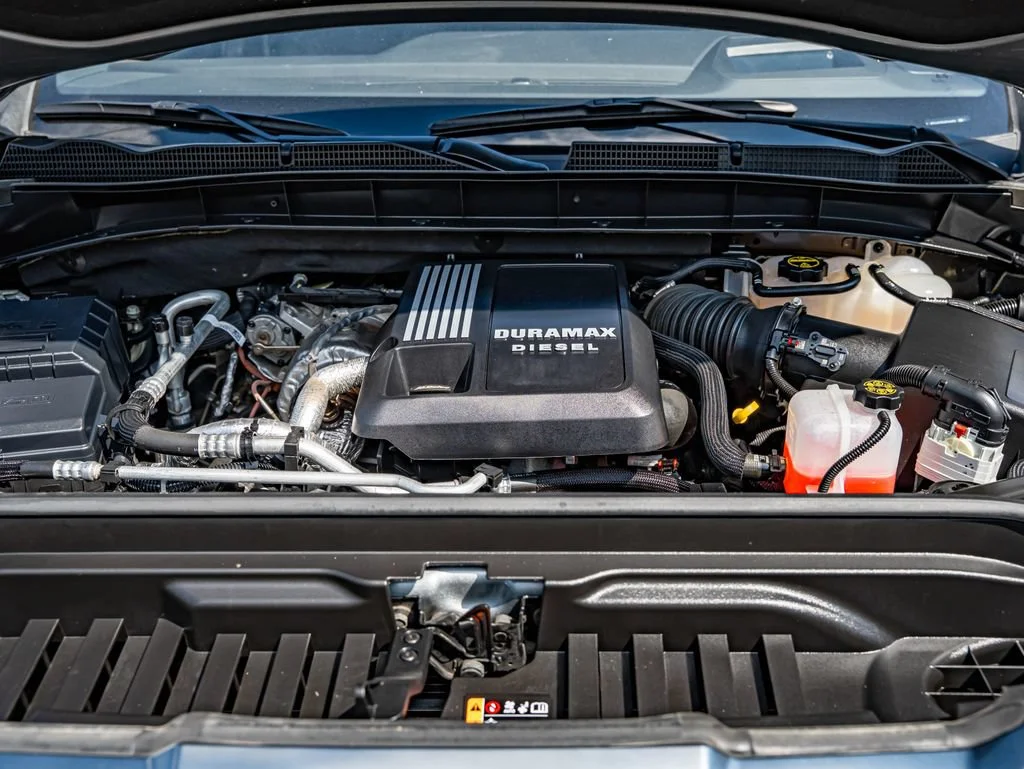 Used 2024 Sterling Metallic GMC AT4 image 46