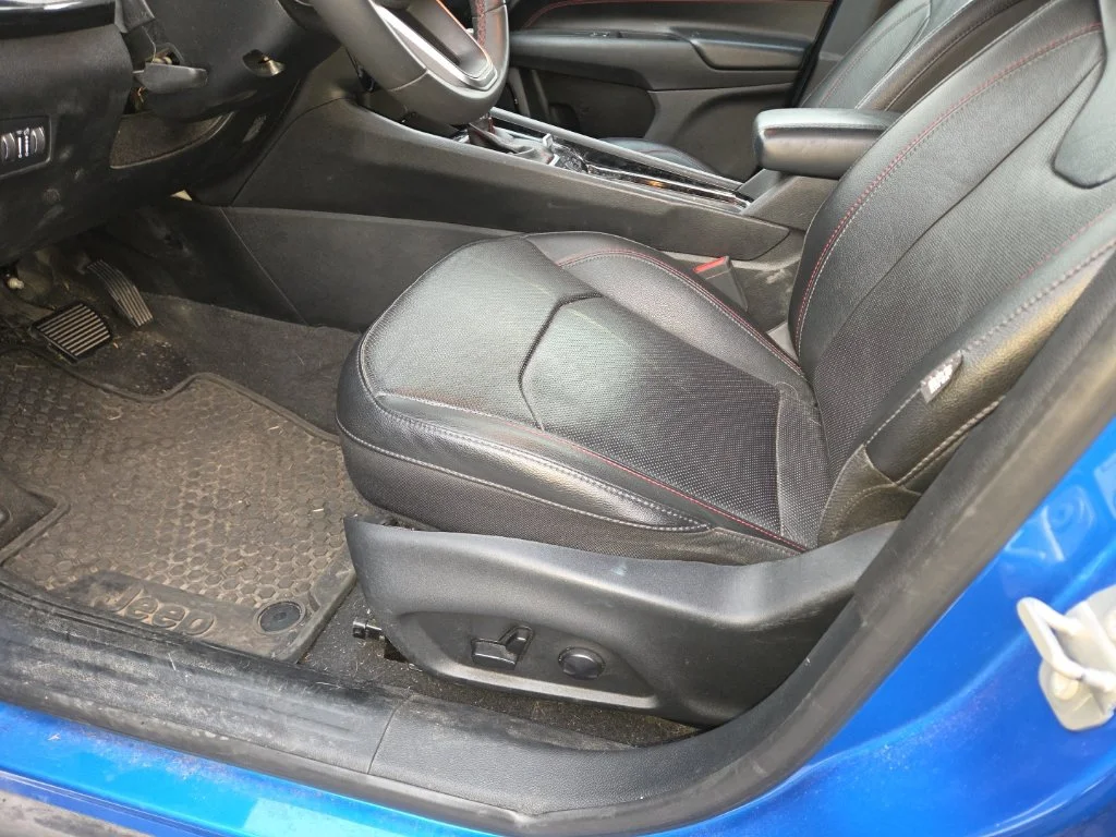 Used 2023 Blue Jeep Trailhawk image 27