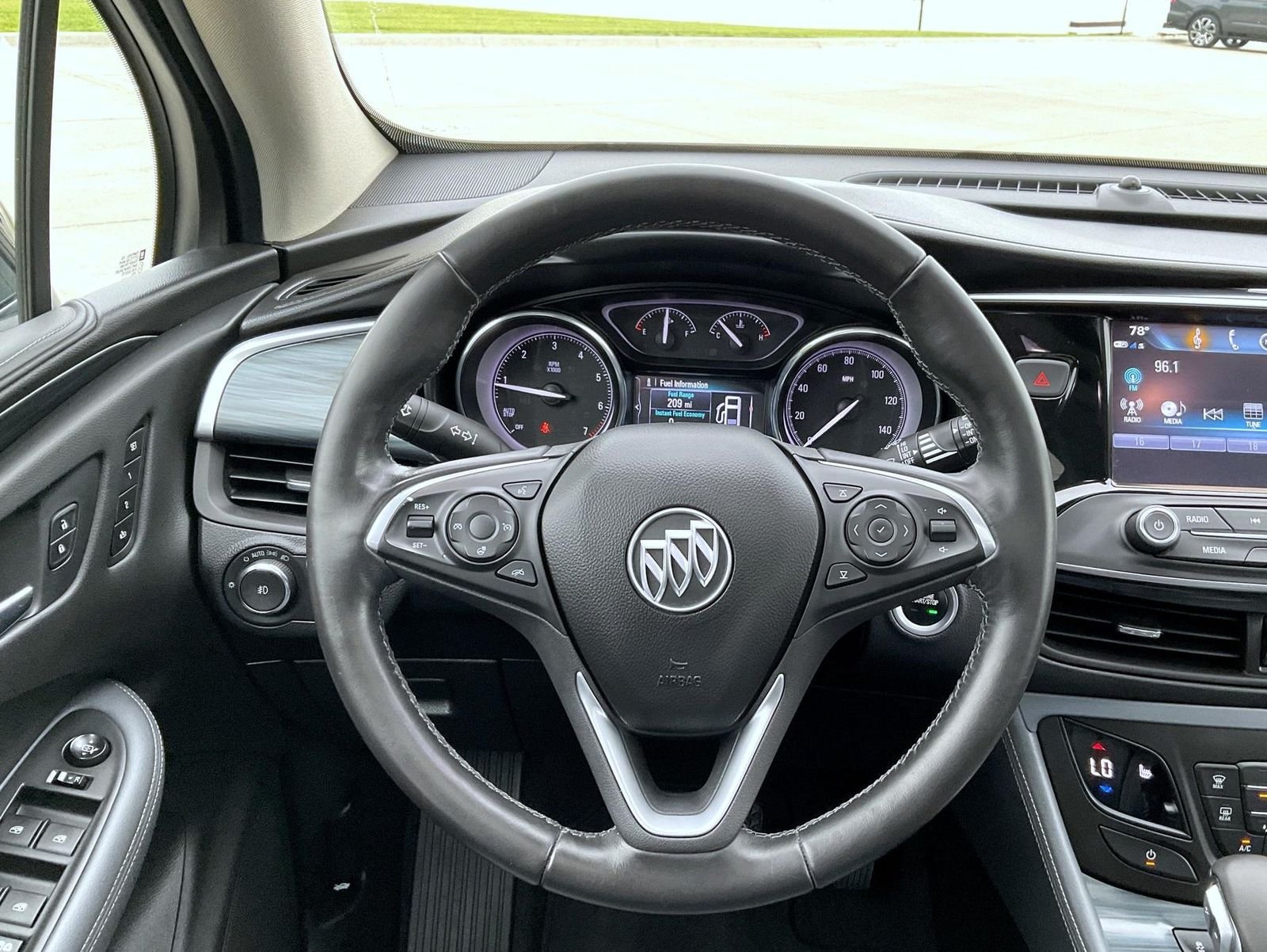Used 2020 Blue Buick Essence image 13