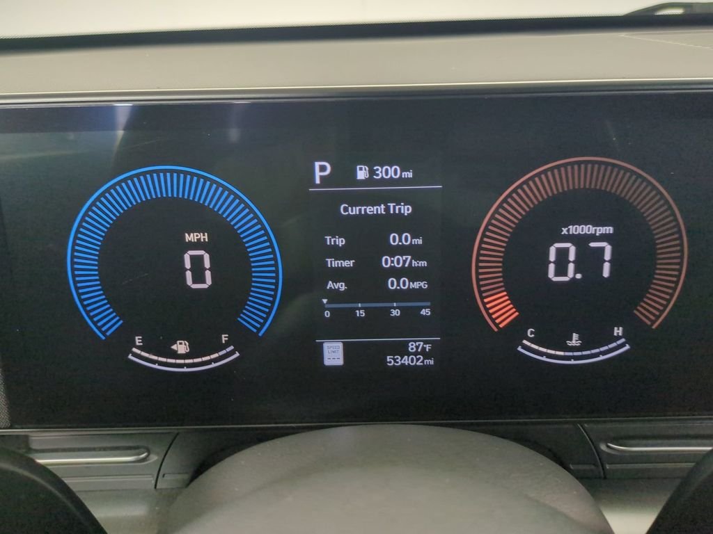 Used 2025 Yellow Hyundai SEL image 38