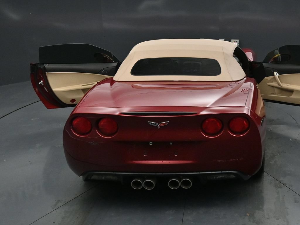 Used 2006 Monterey Red Met Tintcoat Chevrolet NA image 35