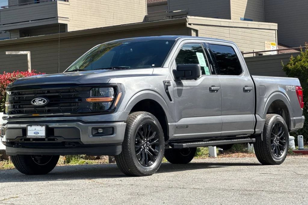 New 2026 Gray Metallic Ford XLT image 8