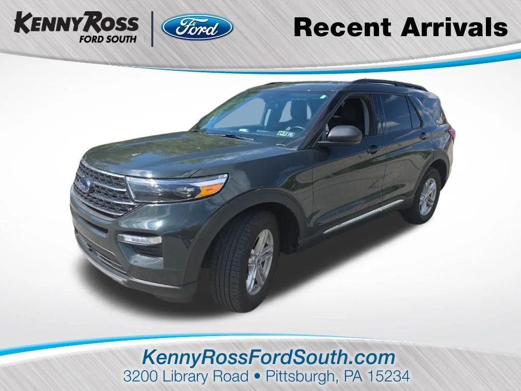 2023 Ford Explorer XLT 4WD's photo