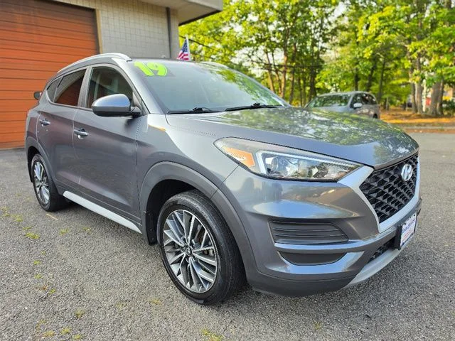 Used 2019 Gray Hyundai SEL image 7