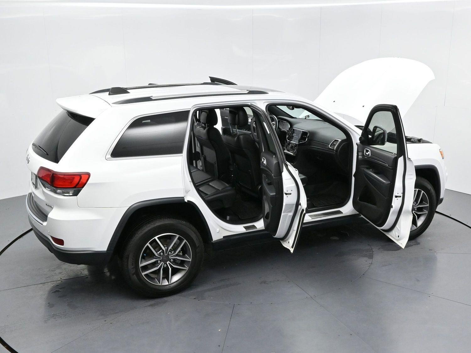 Used 2021 Bright White Clearcoat Jeep Limited image 38