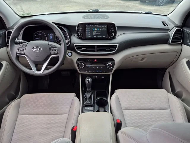 Used 2021 White Hyundai Value image 21
