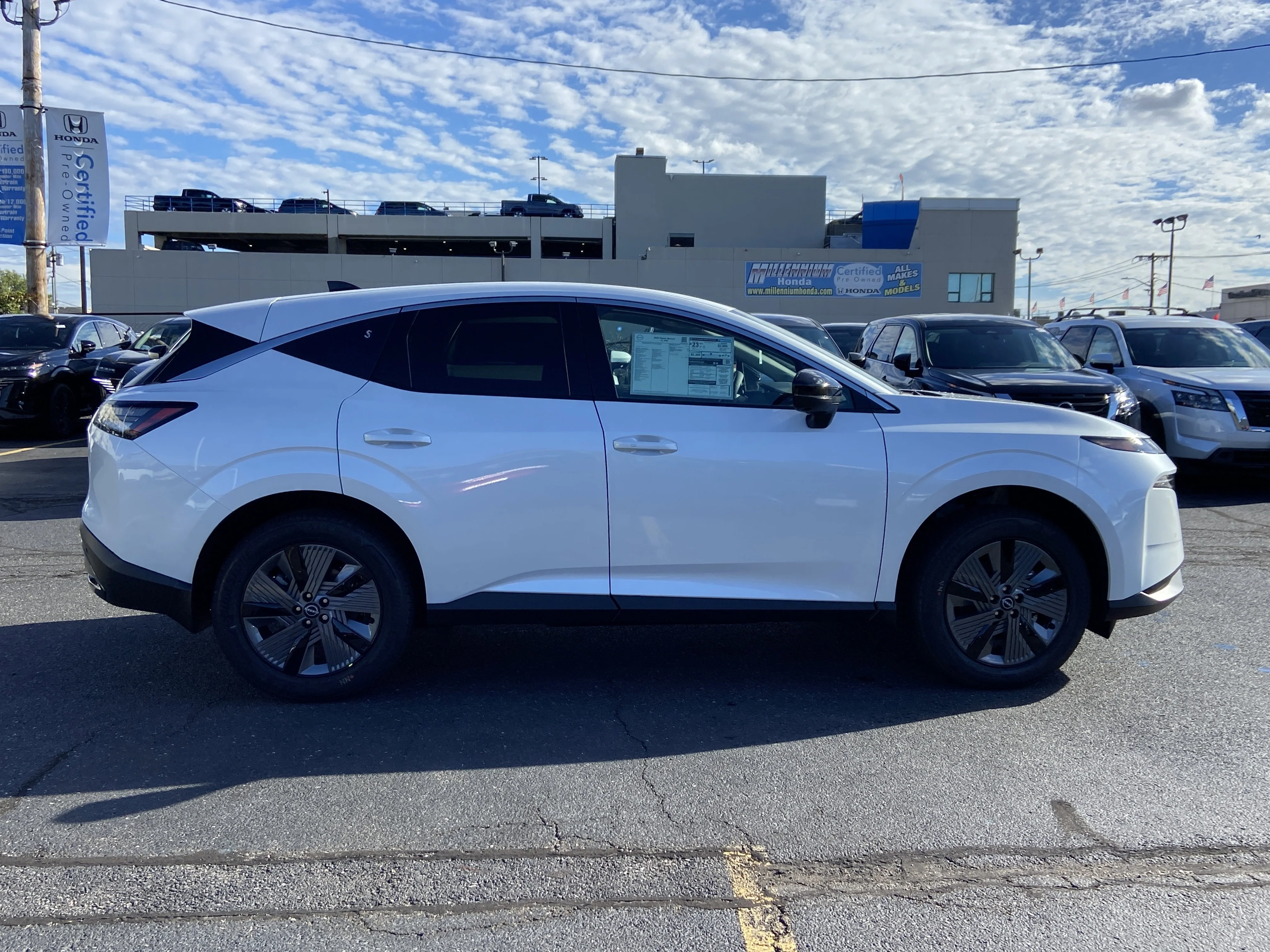 New 2026 Everest White Pearl TriCoat Nissan SL image 3