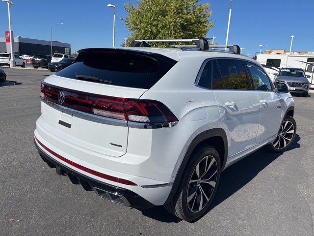 2026 Volkswagen Atlas Cross Sport SEL Premium R-Line photo 4