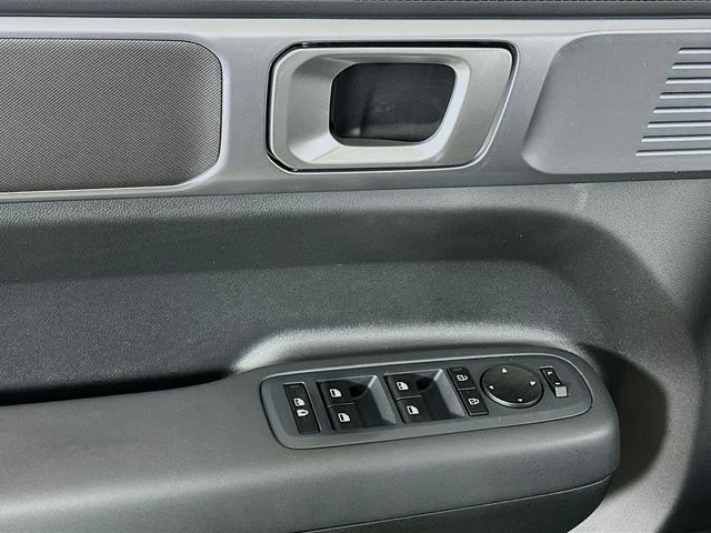 New 2026 Gray Hyundai SE image 10