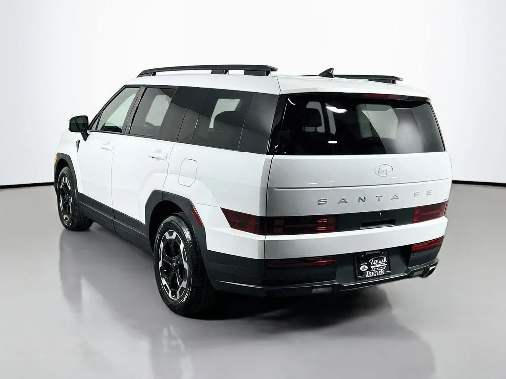 Used 2026 White Hyundai SEL image 7