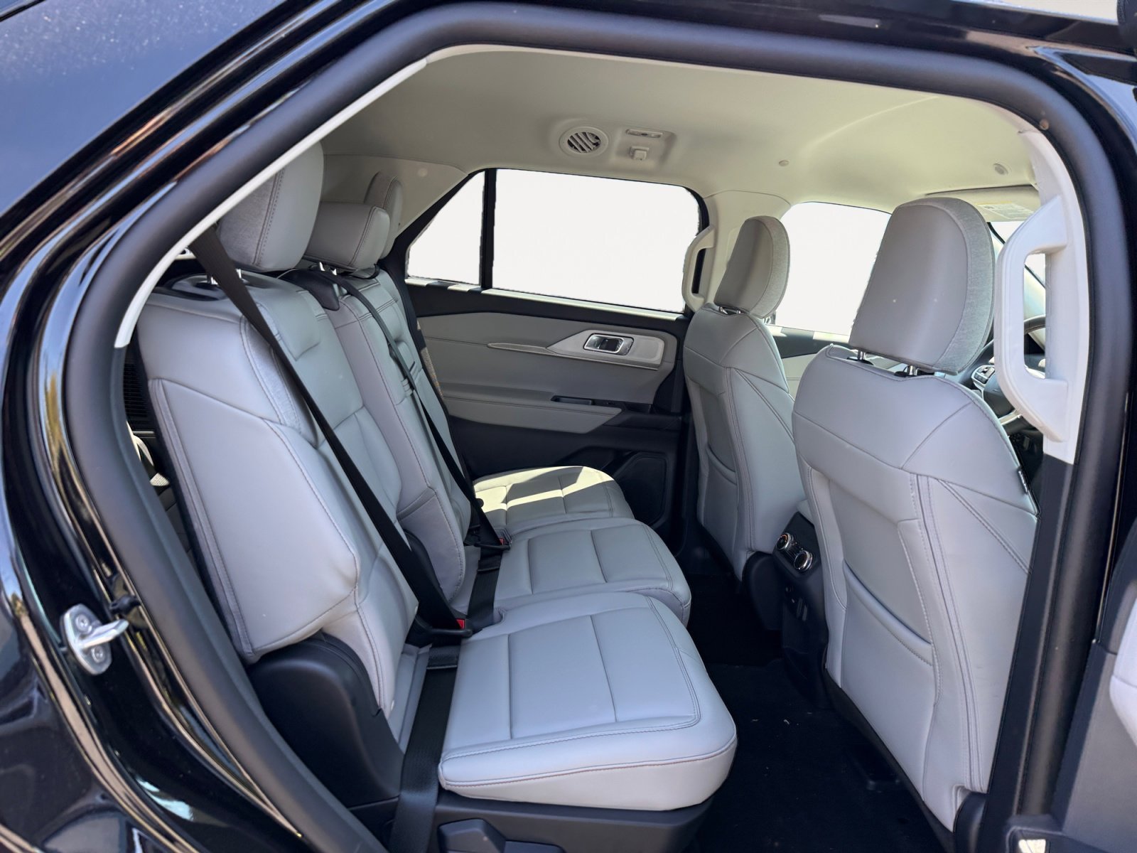 New 2026 Agate Black Metallic Ford Active image 18