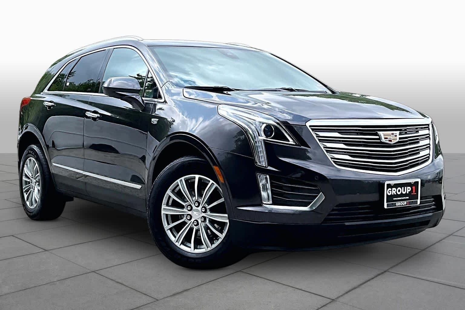 Pre-Owned 2018 Cadillac XT5 Luxury AWD