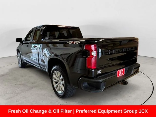 Used 2020 Black Chevrolet Custom image 3