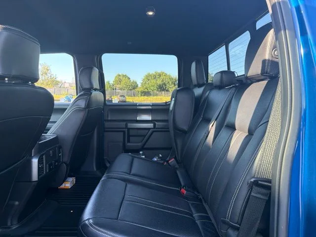 Used 2018 Lightning Blue Ford XLT image 12