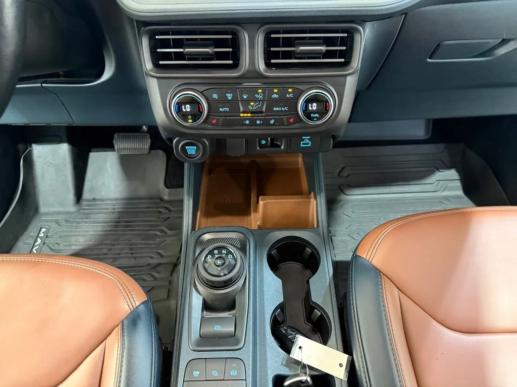 Used 2022 Blue Ford Lariat image 21