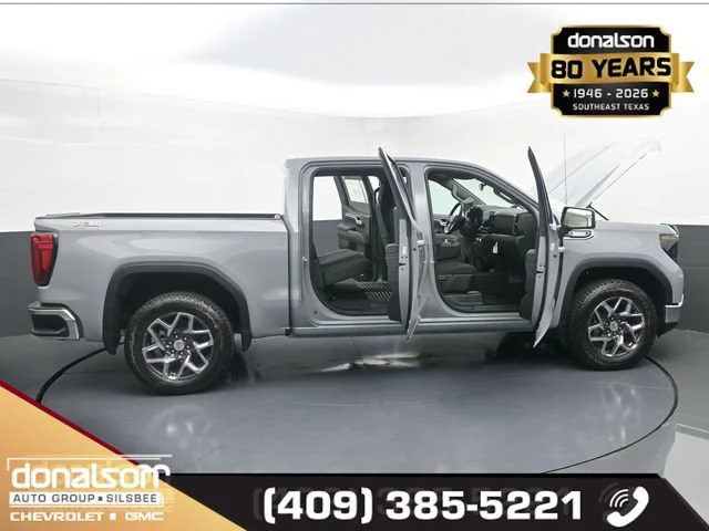 Used 2025 Thunderstorm Gray GMC SLE image 21