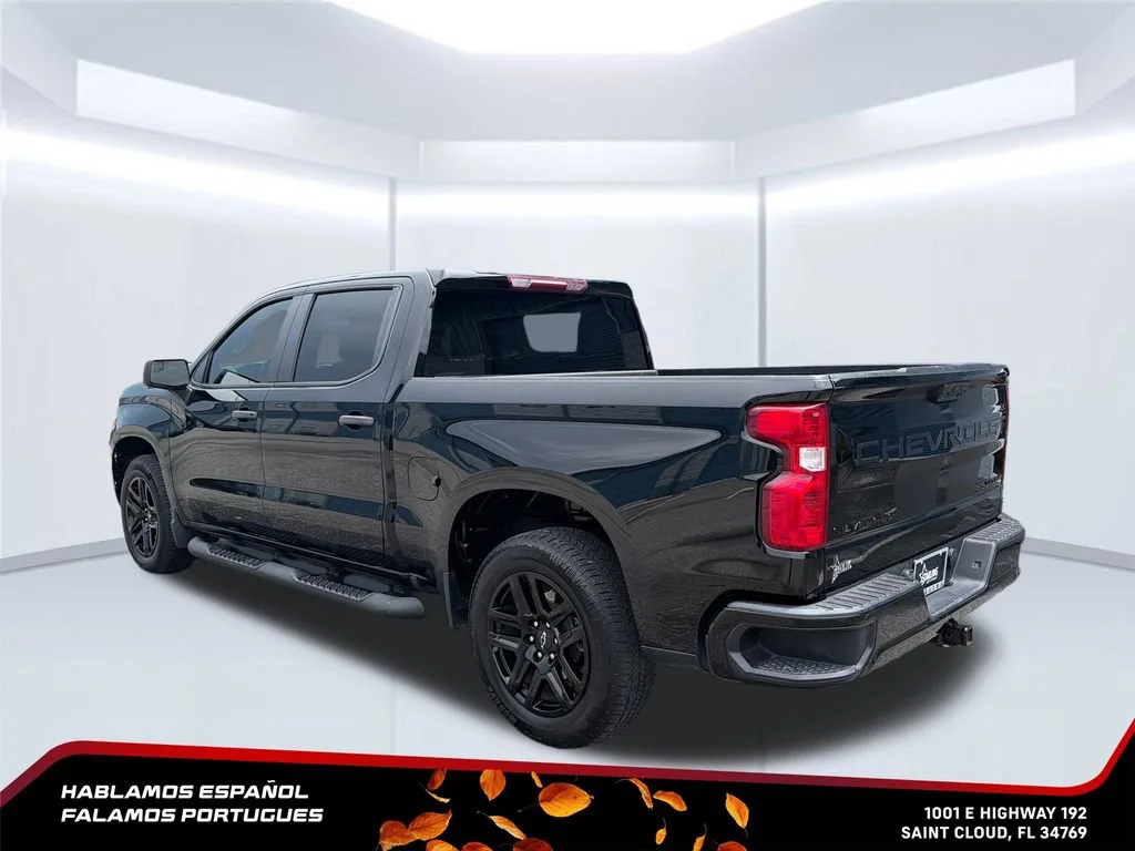Used 2023 BLACK Chevrolet Custom image 3